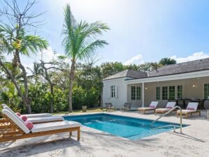 PINK SANDS - HARBOUR ISLAND